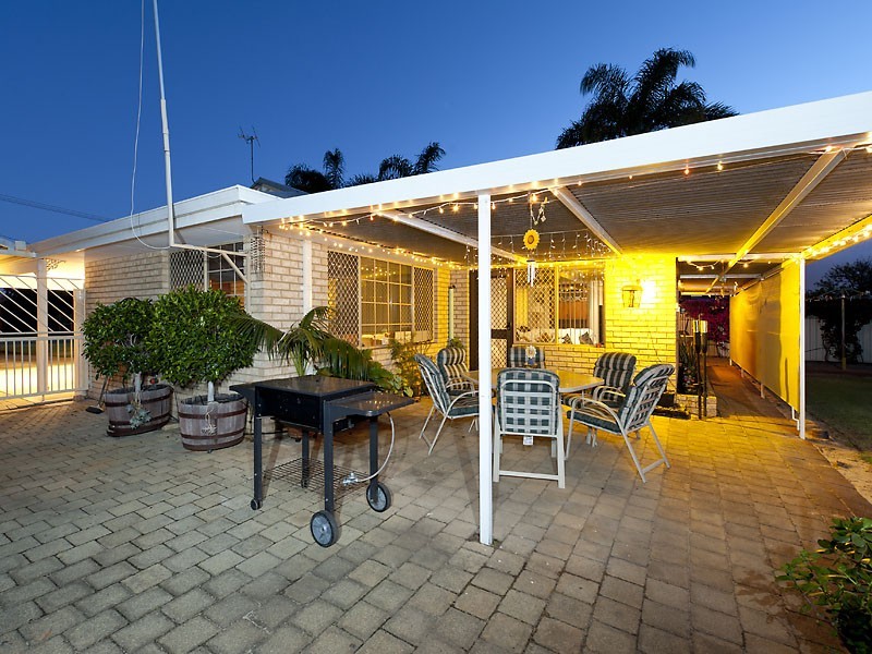 16 Eudanda Place, Cannington WA 6107