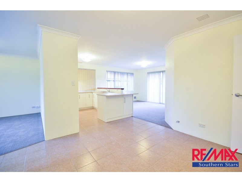 21 Allen Court, Queens Park WA 6107