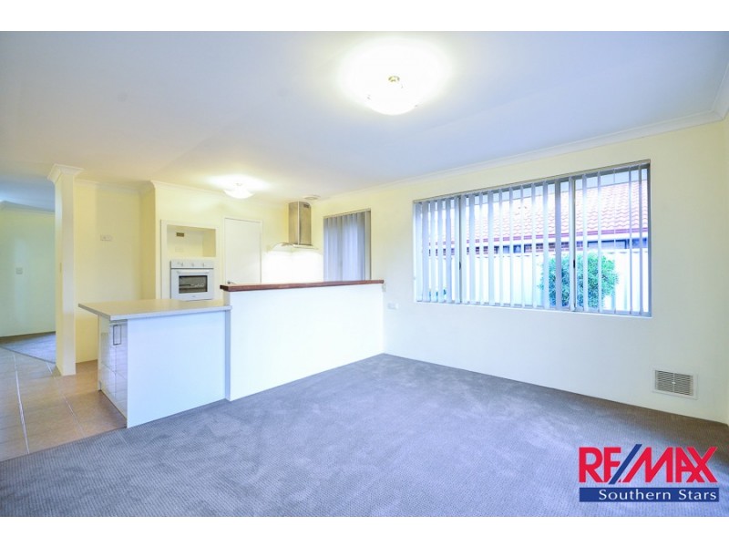 21 Allen Court, Queens Park WA 6107
