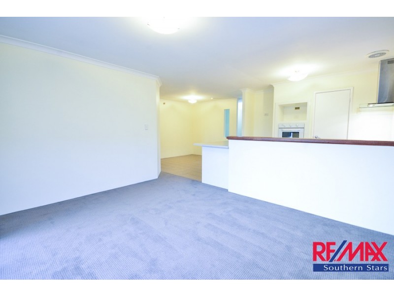 21 Allen Court, Queens Park WA 6107