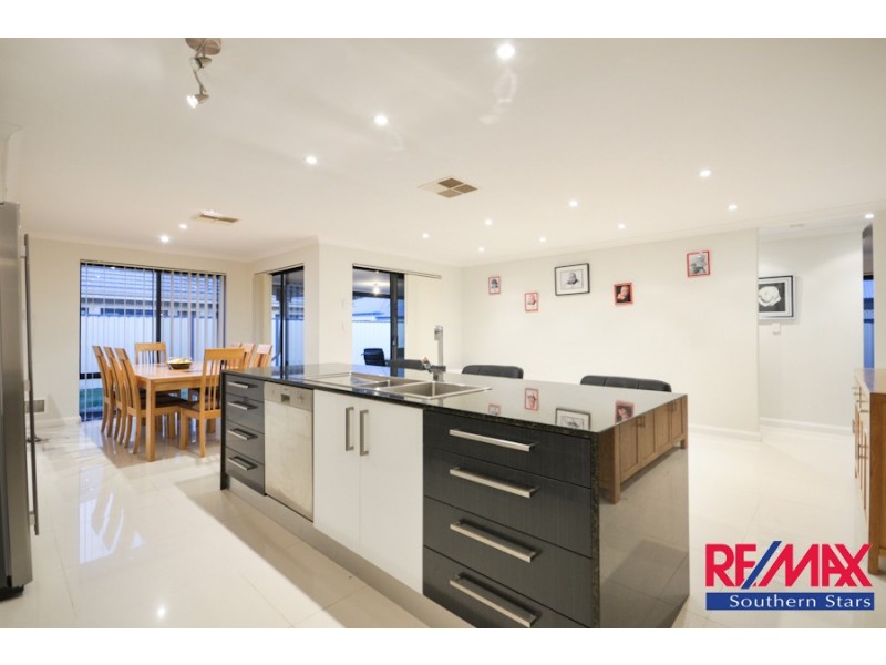 9 Gianatti Ramble, East Cannington WA 6107