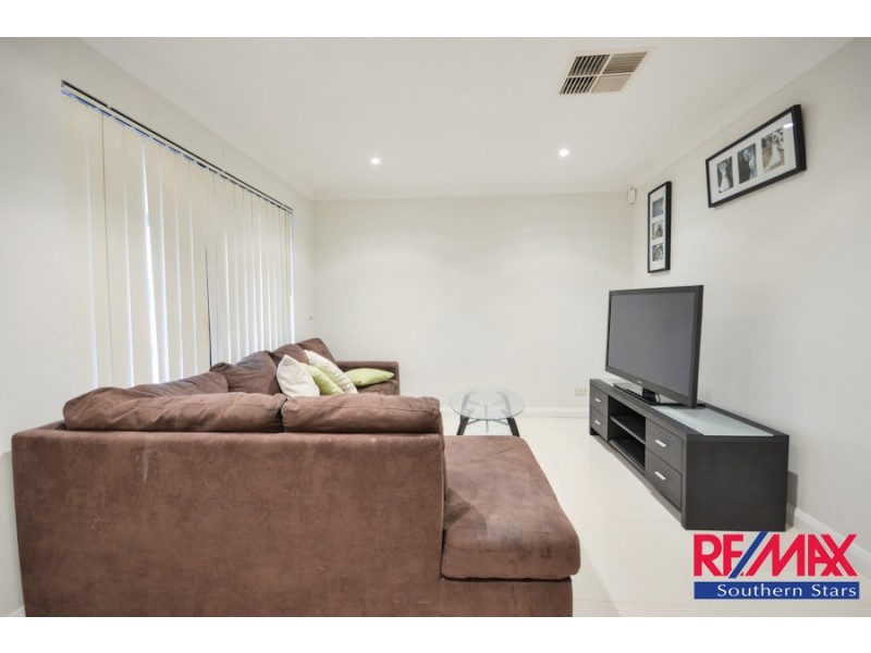 9 Gianatti Ramble, East Cannington WA 6107