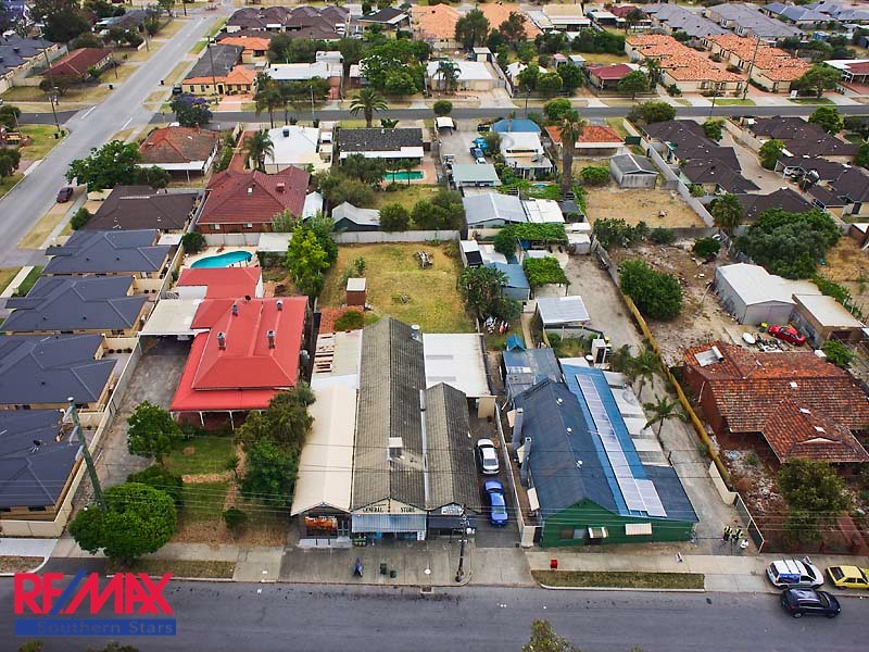 298 Railway Parade, East Cannington WA 6107