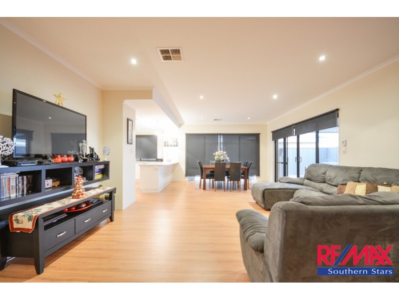 7 Mildura Way, Harrisdale WA 6112