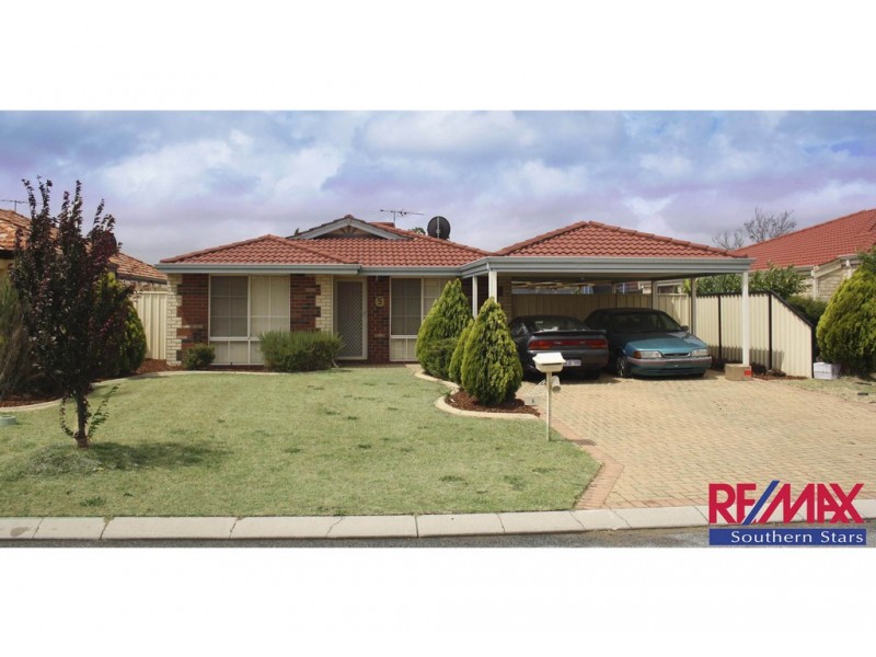 5 Mannix Pass, Queens Park WA 6107