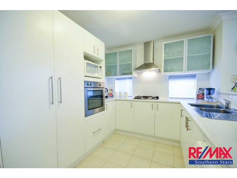 29 Serisier parkway, Queens Park WA 6107