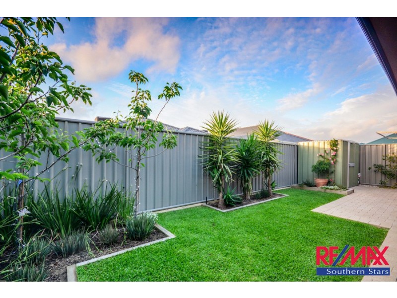 29 Serisier parkway, Queens Park WA 6107