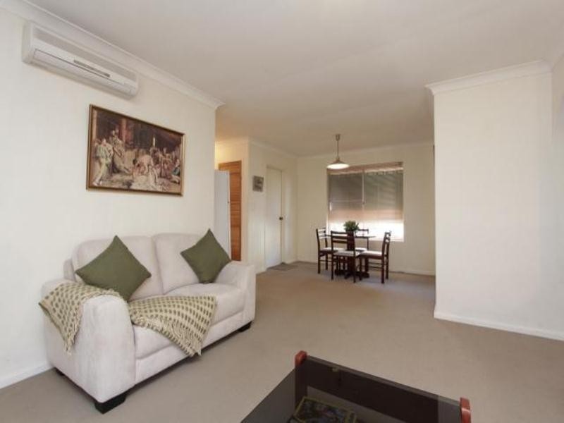 8/188 Fern Road, Wilson WA 6107