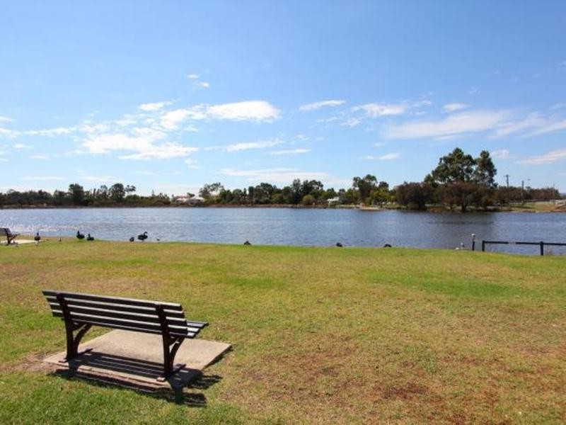 8/188 Fern Road, Wilson WA 6107