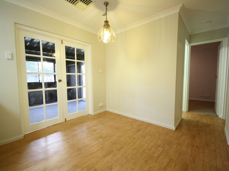 122 Berkshire Road, Forrestfield WA 6058
