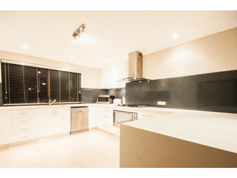 3 Allamanda Way, Forrestfield WA 6058