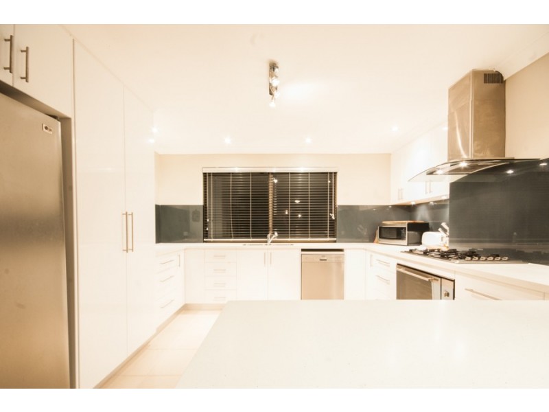 3 Allamanda Way, Forrestfield WA 6058