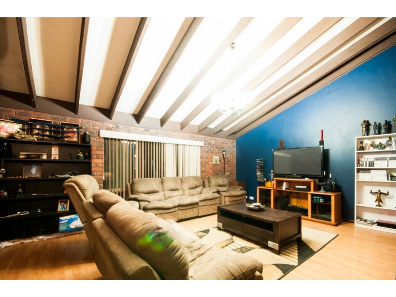 3 Allamanda Way, Forrestfield WA 6058