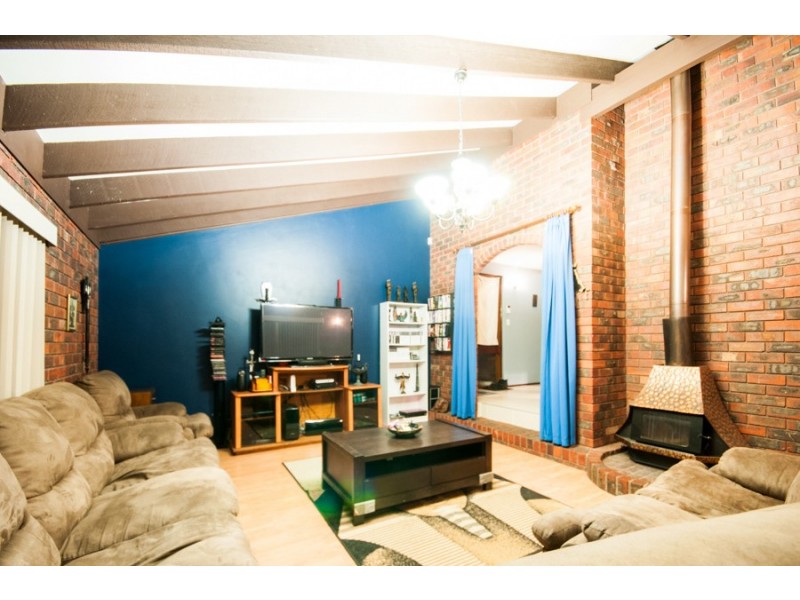 3 Allamanda Way, Forrestfield WA 6058