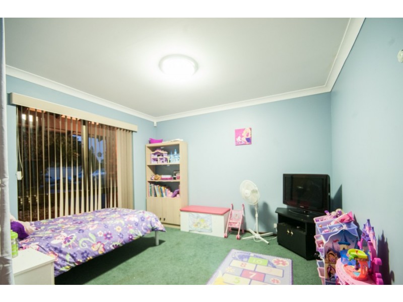 3 Allamanda Way, Forrestfield WA 6058