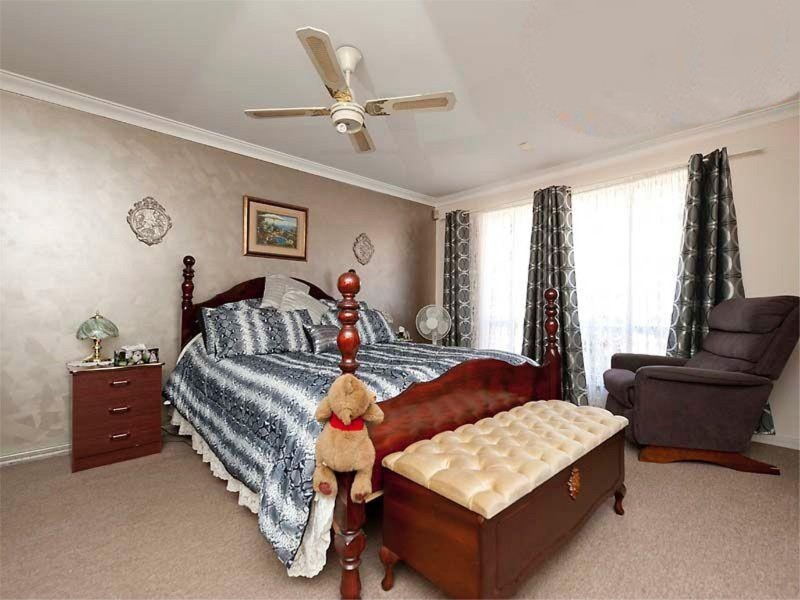 40 Gibbs Street, East Cannington WA 6107