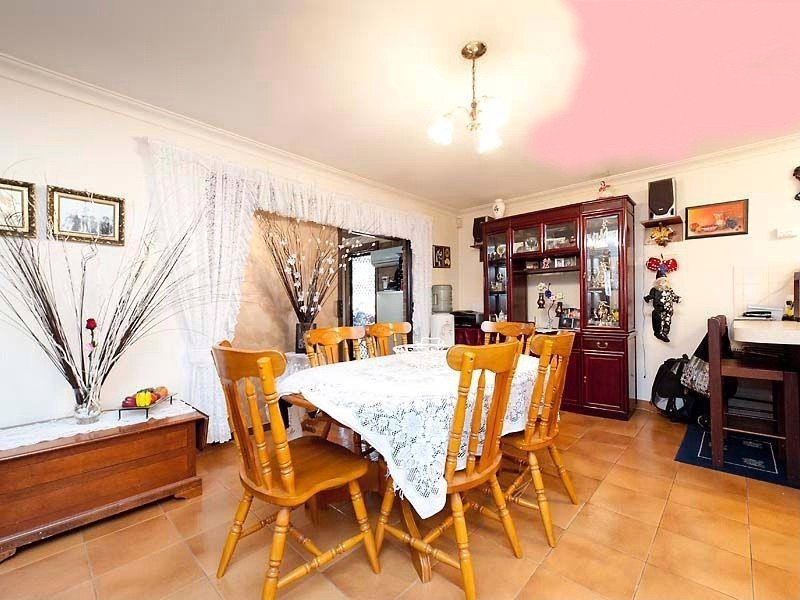 40 Gibbs Street, East Cannington WA 6107