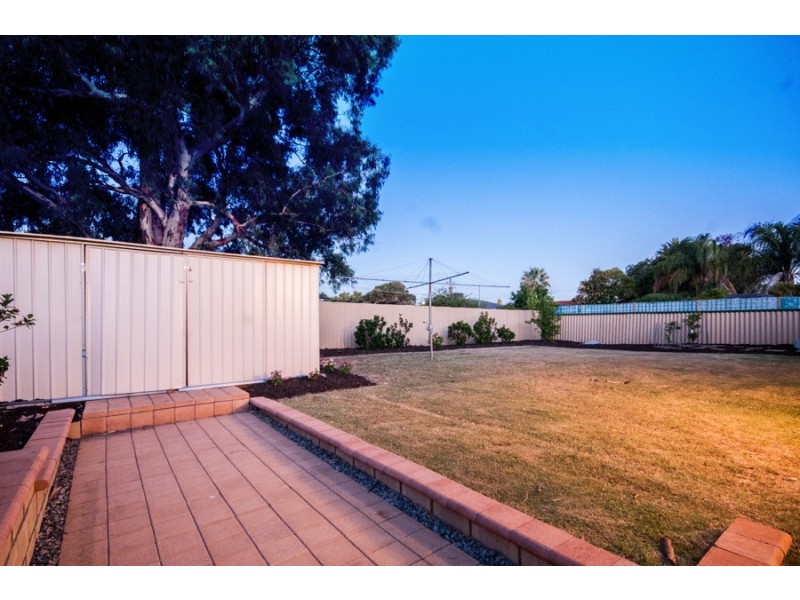 32 Stevenage Street, Huntingdale WA 6110