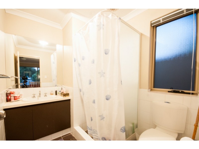 32a Barnsley Street, Queens Park WA 6107