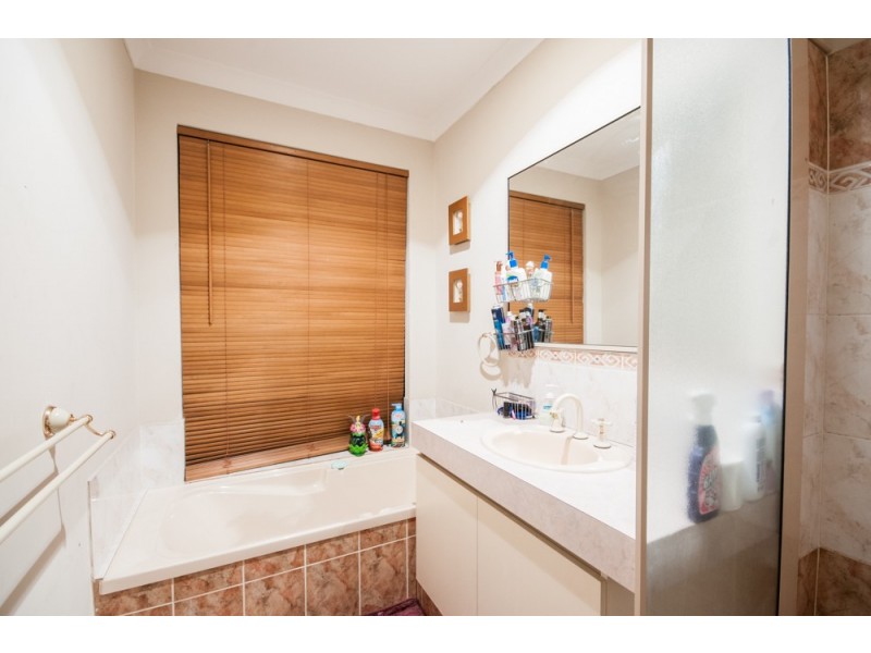 1 Woodhouse Circuit, Canning Vale WA 6155