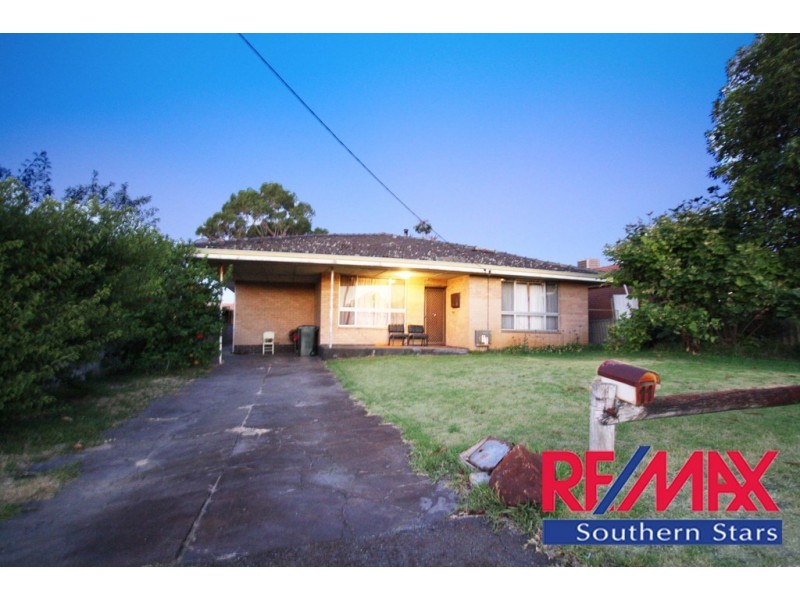 11 Toledo Close, Cannington WA 6107