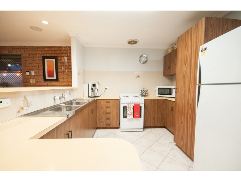 20 Allamanda Way, Forrestfield WA 6058