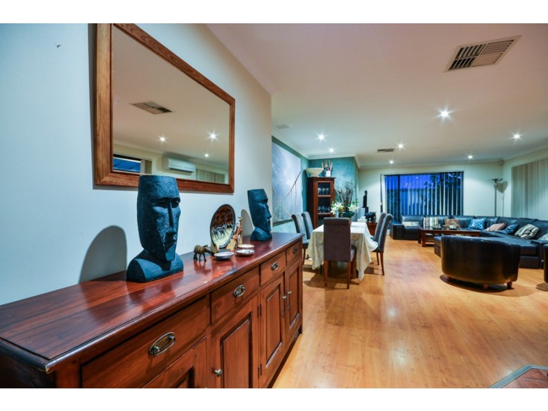 2/48 Thomas Street, Queens Park WA 6107