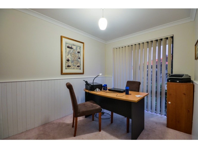 2/48 Thomas Street, Queens Park WA 6107