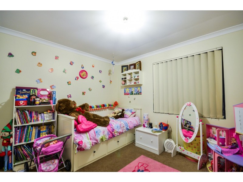 2/48 Thomas Street, Queens Park WA 6107