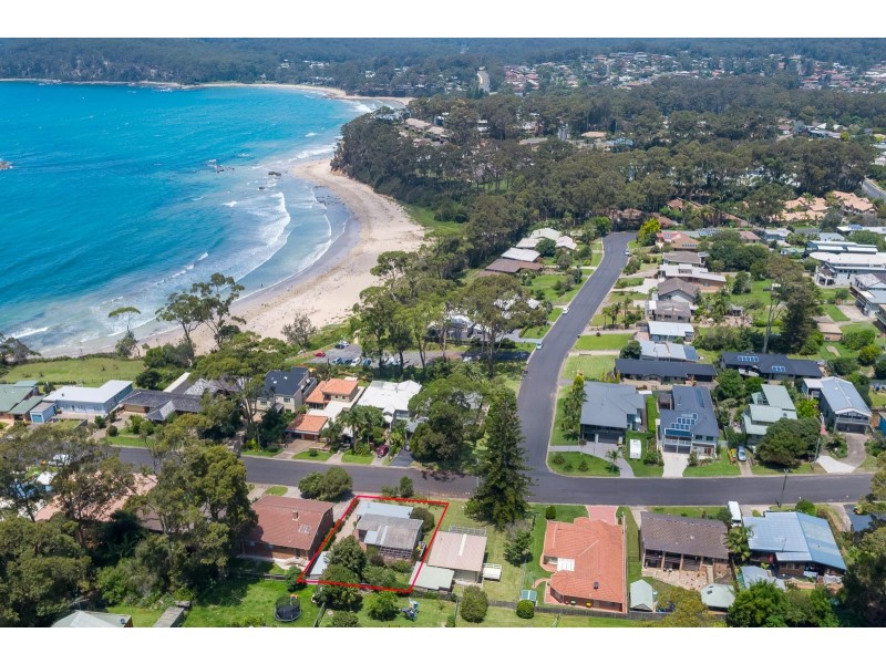 11 Denham Avenue, Denhams Beach NSW 2536