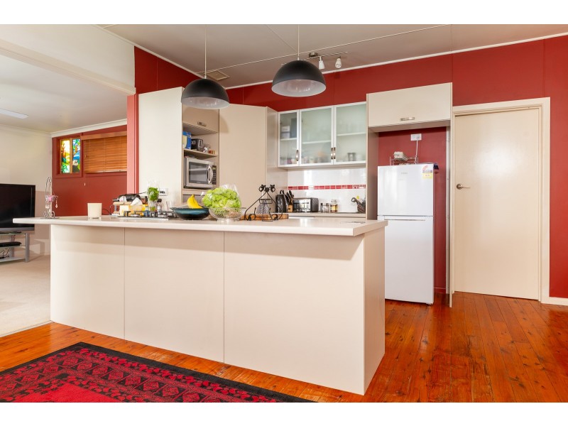 11 Denham Avenue, Denhams Beach NSW 2536
