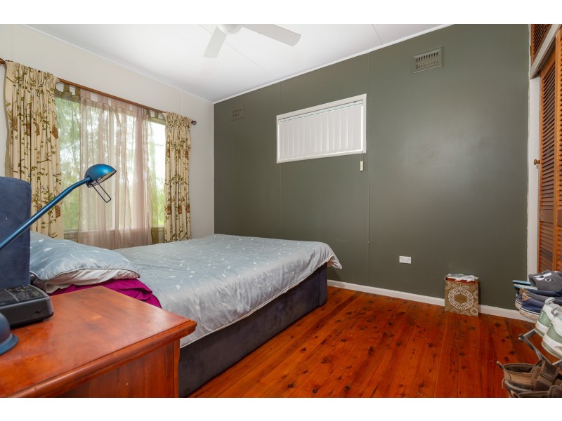 11 Denham Avenue, Denhams Beach NSW 2536