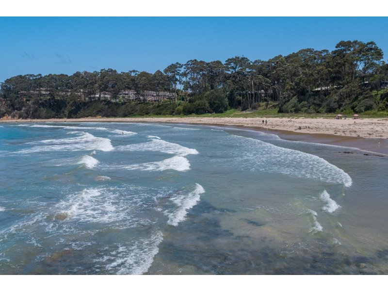 11 Denham Avenue, Denhams Beach NSW 2536