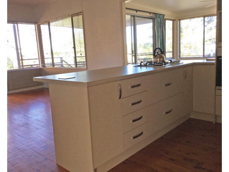 11 Denham Avenue, Denhams Beach NSW 2536