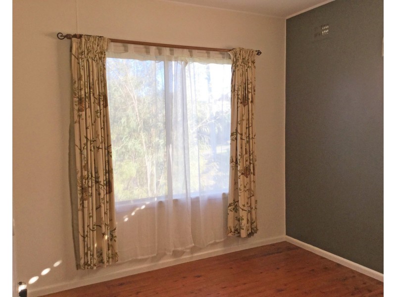 11 Denham Avenue, Denhams Beach NSW 2536