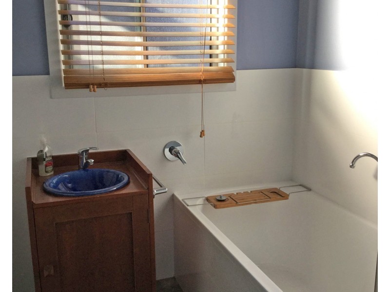 11 Denham Avenue, Denhams Beach NSW 2536