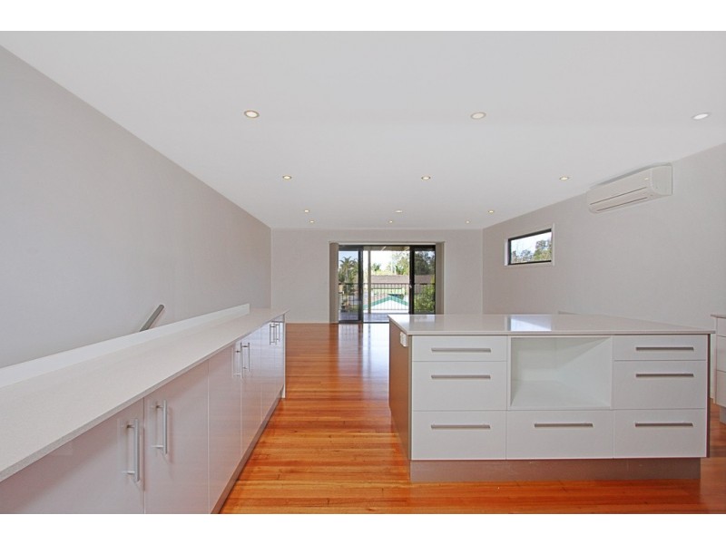 2/65 Golf Links Drive, Batemans Bay NSW 2536