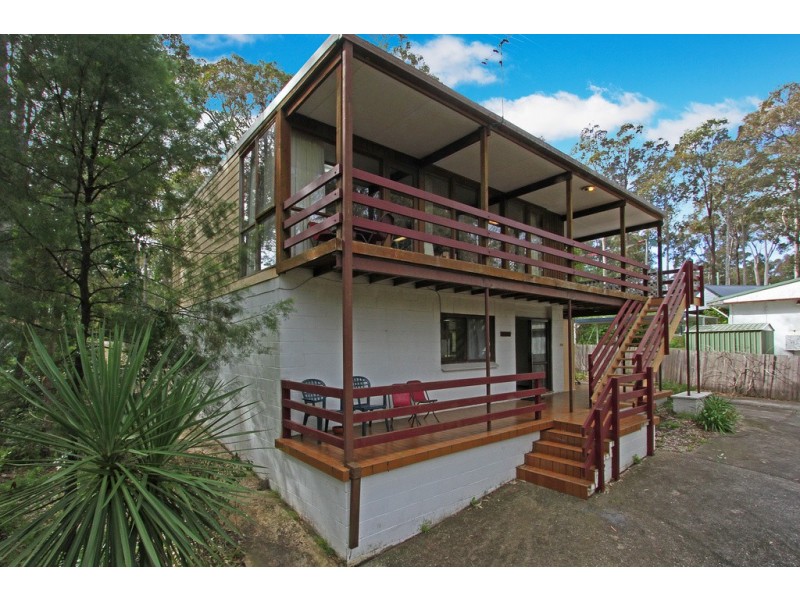 15 Annetts Parade, Mossy Point NSW 2537