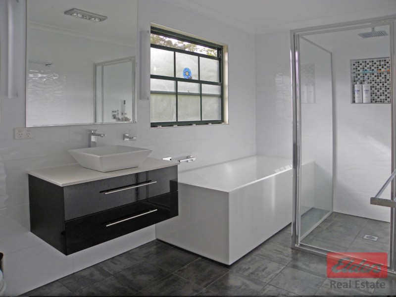 3 Sandpiper Place, Catalina NSW 2536