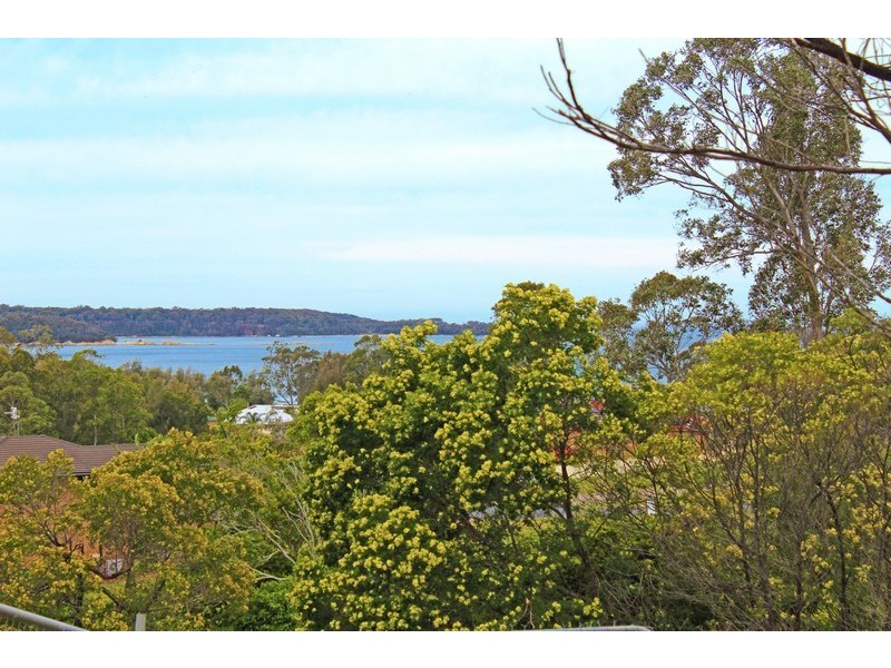 13 Mary Place, Long Beach NSW 2536