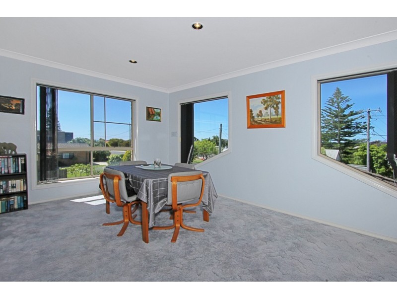 9 Wattle Crescent, Batehaven NSW 2536