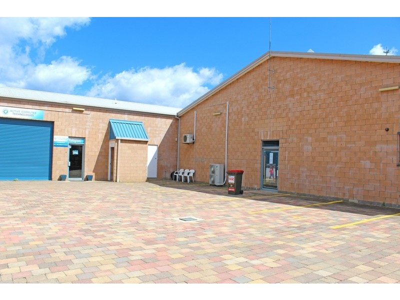 61 Kylie Crescent, Batemans Bay NSW 2536