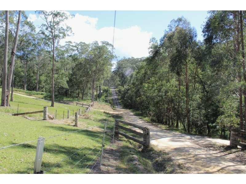221 Allards Lane, Nelligen NSW 2536