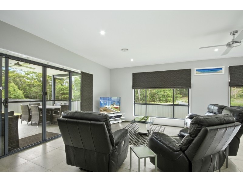 9 Nuyen Place, Long Beach NSW 2536