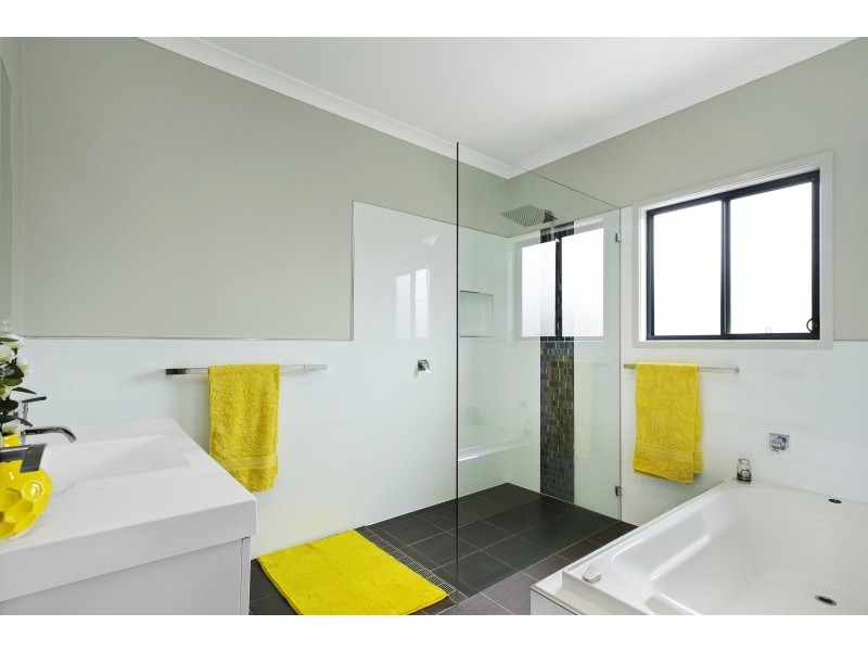 9 Nuyen Place, Long Beach NSW 2536