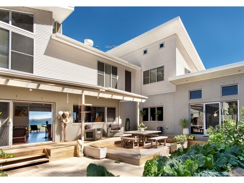 26 Bay Road, Long Beach NSW 2536