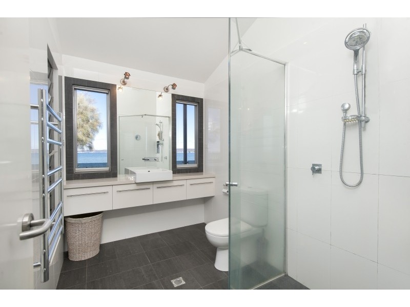 26 Bay Road, Long Beach NSW 2536