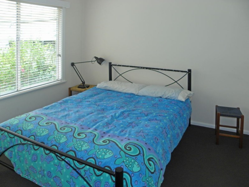 310 Beach Road, Batehaven NSW 2536