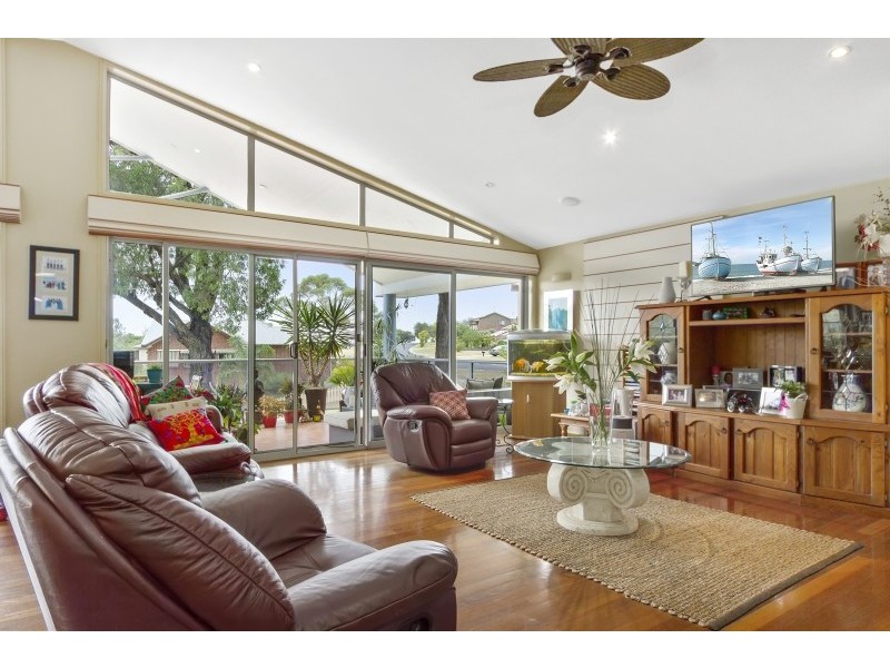 44 Yarrabee Drive, Catalina NSW 2536
