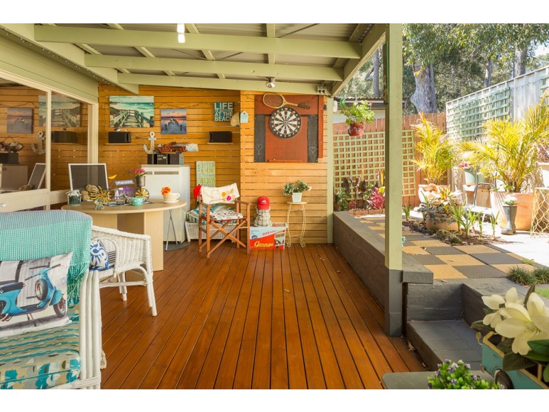 16 Christopher Crescent, Batehaven NSW 2536